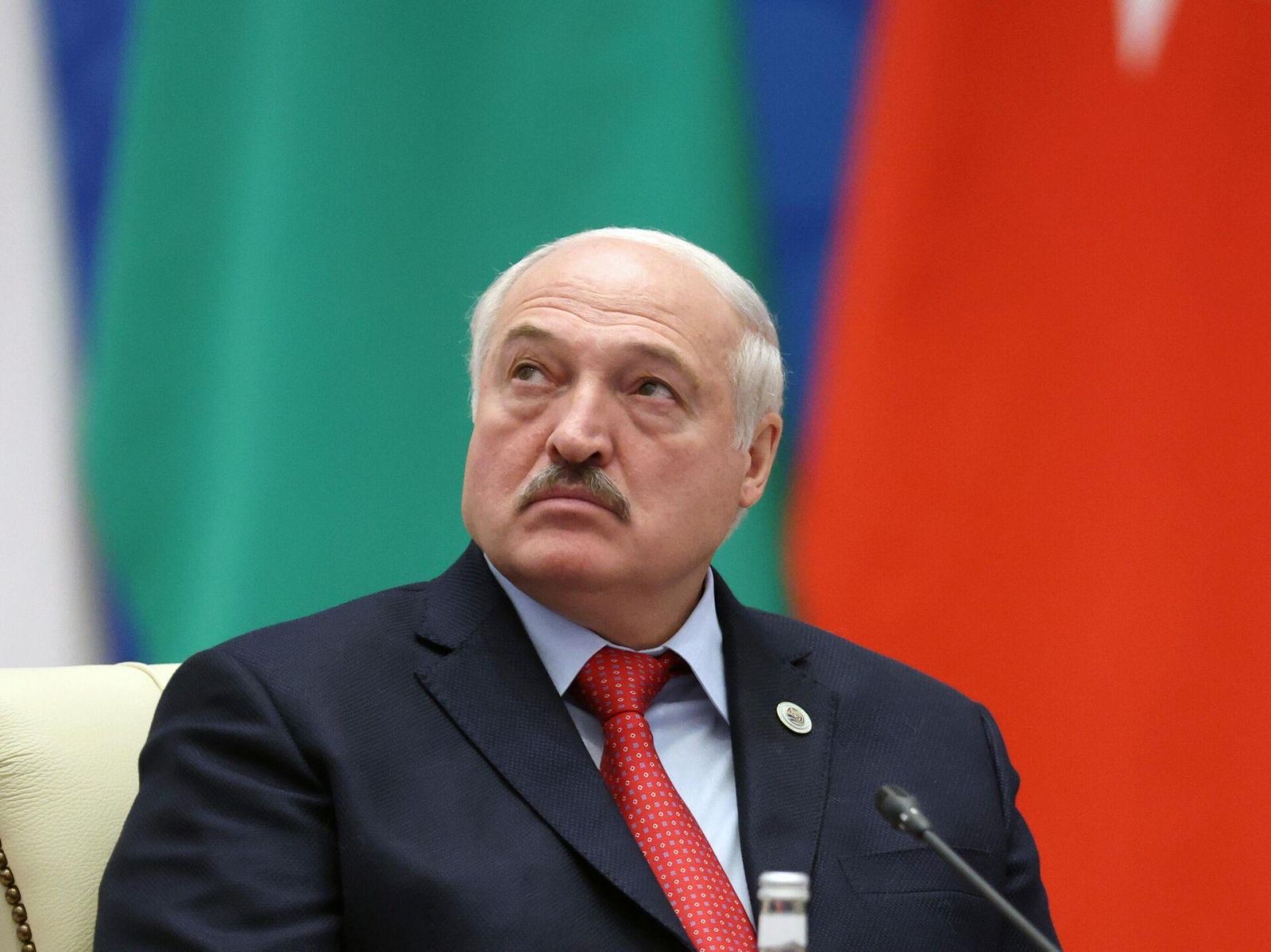 “Ukrayna heç-heçəyə razılaşmalıdır” - Lukaşenko