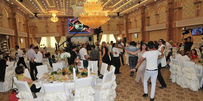 Aşura günü toyda zəhərlənənlər Allahın qəzəbinə gəlib? - İlahiyyatçıdan açıqlama