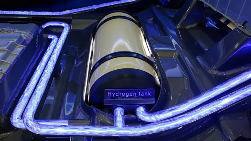 Su və işıqdan yanacaq - Yaponlar yeni texnologiya nümayiş etdirdi