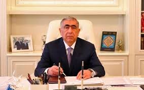 Saleh Məmmədov işçilərin haqqın belə YEYİR- Öz həyatını milyonlarla süslüyən sədrin MAAŞ OYUNU