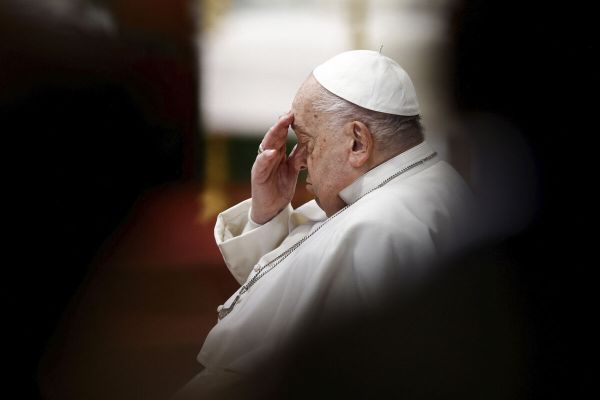 Papanın vəziyyəti kəskin şəkildə pisləşib