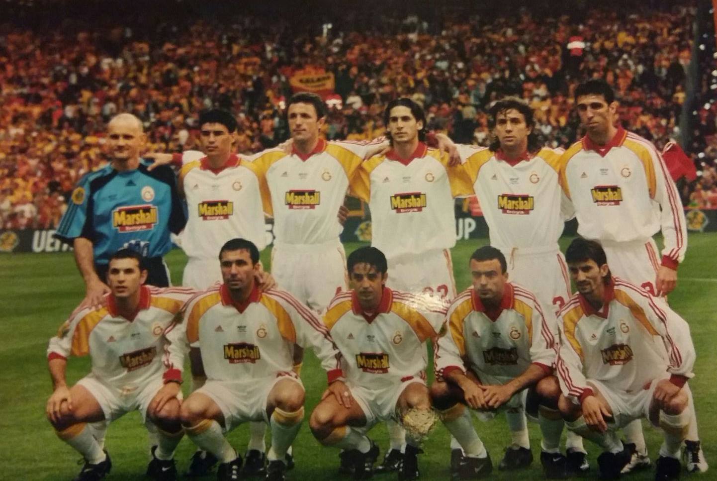 “Qalatasaray”ın canlı əfsanəsi şahmatda - VİDEO