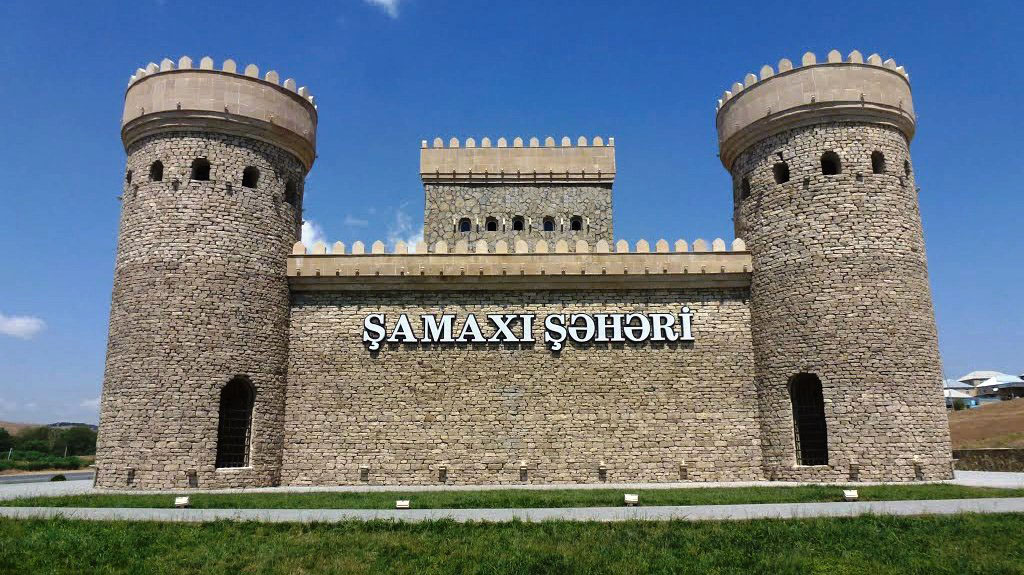 19 saylı Yol İdarəsinin müdiri Nazim Eynallı ilə bağlı ŞOK iddia - Katibəsi ilə cinsi...