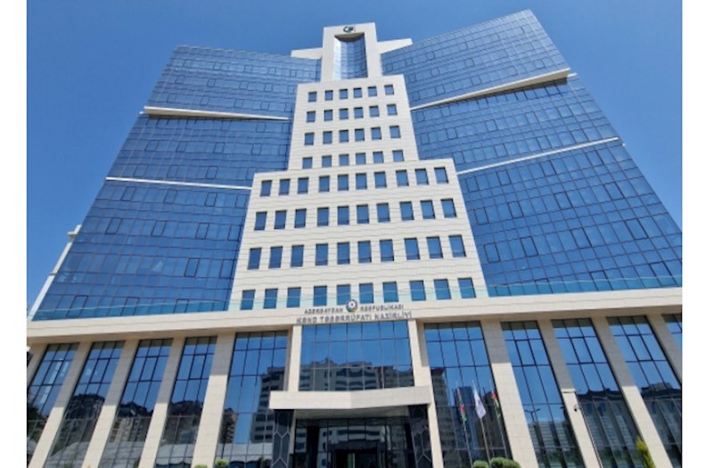 Nazirlik süni mayalanma ilə doğulan hər buzova görə 100 manat verməlidir, amma... - LƏNKƏRAN SAKİNİ KTN-dən ŞİKAYƏTÇİDİR