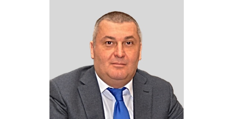 “MƏNƏ BORCLU OLDUĞU 58 MİN MANATI VERMİR” - “Uğur İnşaat”ın rəhbəri rektordan şikayətçidir