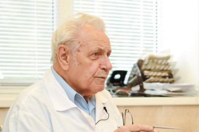 Xərçəng yoxdur, ürək qarında yerləşir və... - 90 yaşlı professordan SENSASİON MÜSAHİBƏ