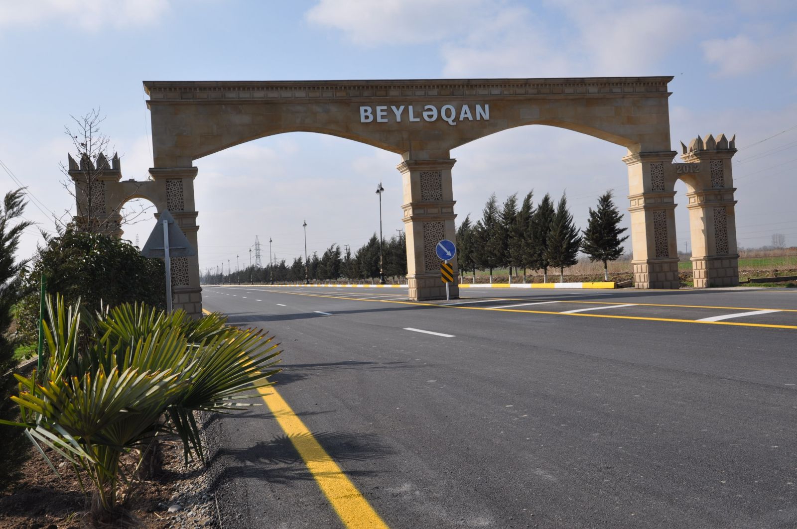 Tibbi ekspertiza ürək tutumasından öldüyünü açıqlayıb, yaxınları isə qətlə yetirildiyini iddia edir... – BEYLƏQANDA MÜƏMMALI OLAY