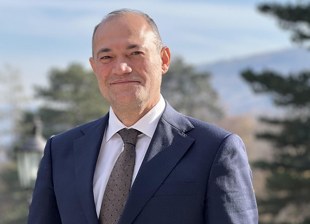 Deputat Razi Nurullayev, xanımı və qardaşları haqda ŞOK İTTİHAMLAR – ““Azstroy” şirkəti bizim pulumuzu mənimsəyib”