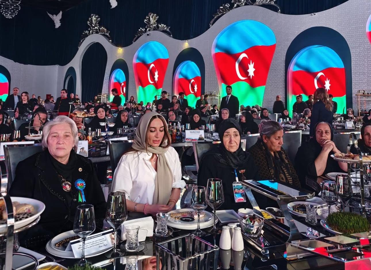 ŞƏHİD ANALARI BU 8 MARTDA DA DİQQƏTDƏN KƏNARDA QALMADI - “Fireland Group” “Mənim Oğlum Qəhrəmandır” layihəsi çərçivəsində növbəti möhtəşəm tədbirini keçirdi