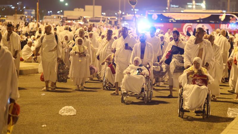 Bu gün 2 milyondan çox   müsəliman Hacı oldu
