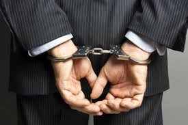 Polis rəisi saxlanıldı: İş adamını çağırıb rüşvət alarkən - nazirlik bir-birinə qarışdı