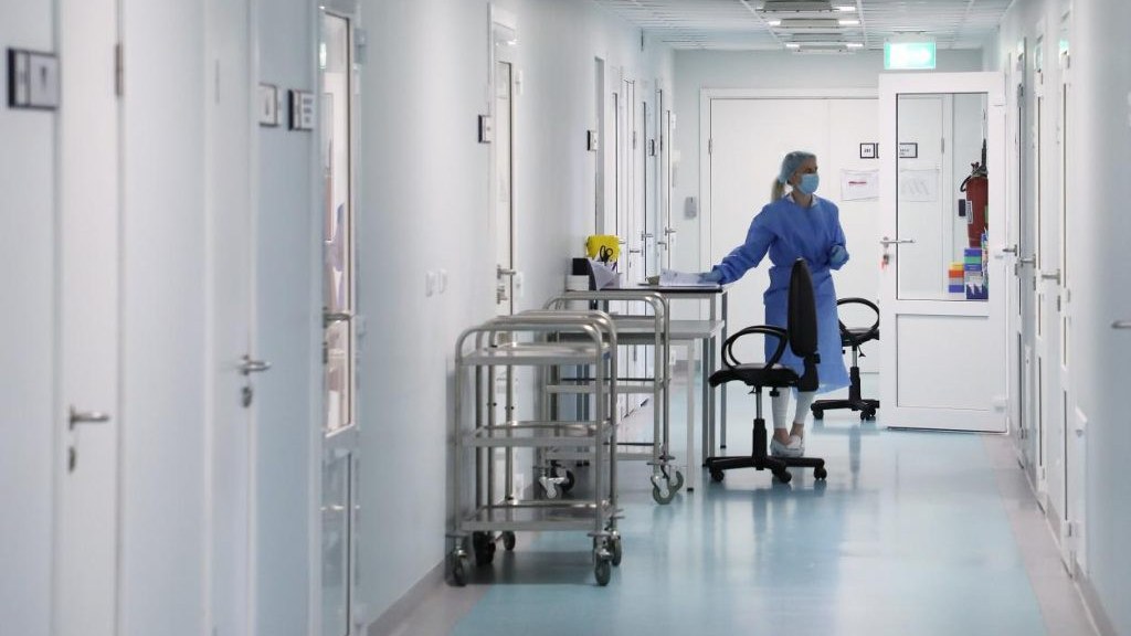 “Qanaxmadan ölməsini izləyirmiş”: Arvadını 22 bıçaq zərbəsi ilə öldürmüşdü - ŞOK TƏFƏRRÜAT