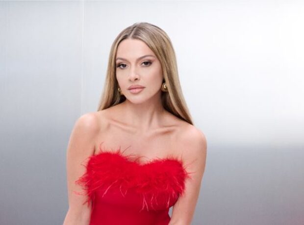 Məşhur müğənni: Saçlarımı boyamaq üçün Belçikaya gedirəm