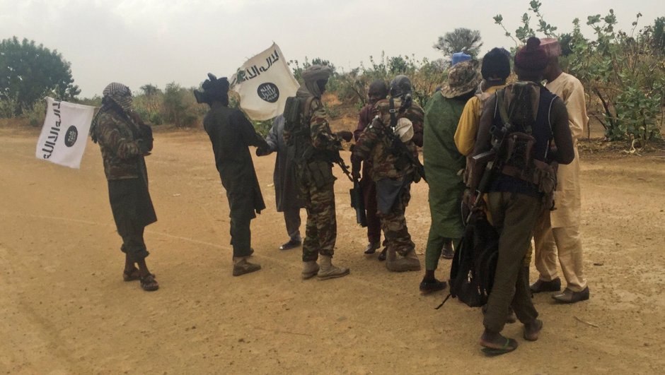 Boko Haram hərbi bazanı ələ keçirdi: Ölənlər var