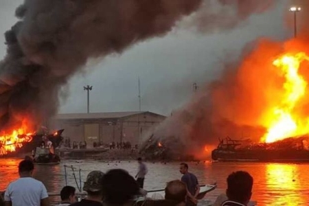 İranda DƏHŞƏT: 5 ticarət gəmisi yandı