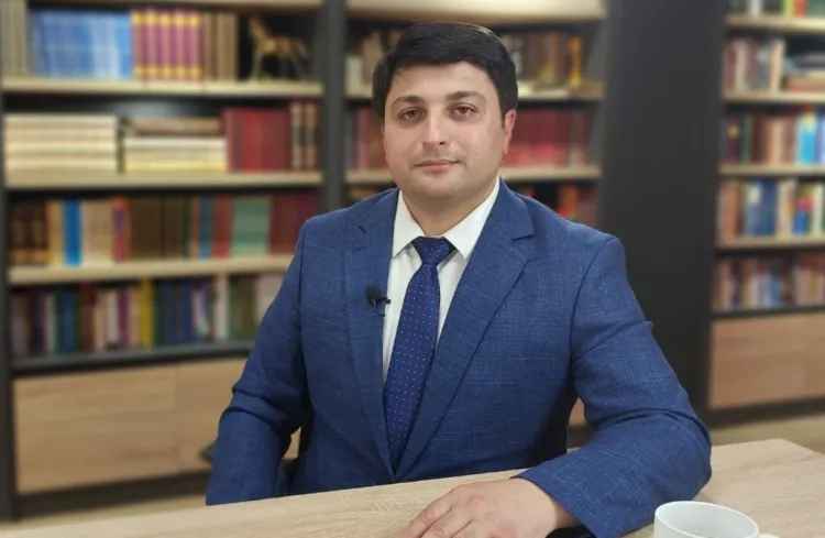 Votsapda nömrəsiz dönəmlə bağlı ekspertdən AÇIQLAMA