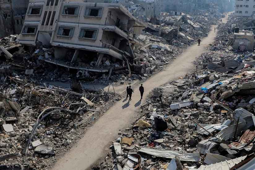 İsrail ordusu Qəzzadan 450 mindən çox insanın təxliyə edildiyini açıqlayıb