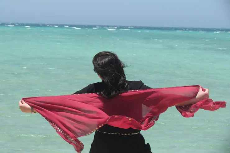 Hicabsız qadınlar artıq heç kimi təəccübləndirmir - İranda dəyişən dəyərlər