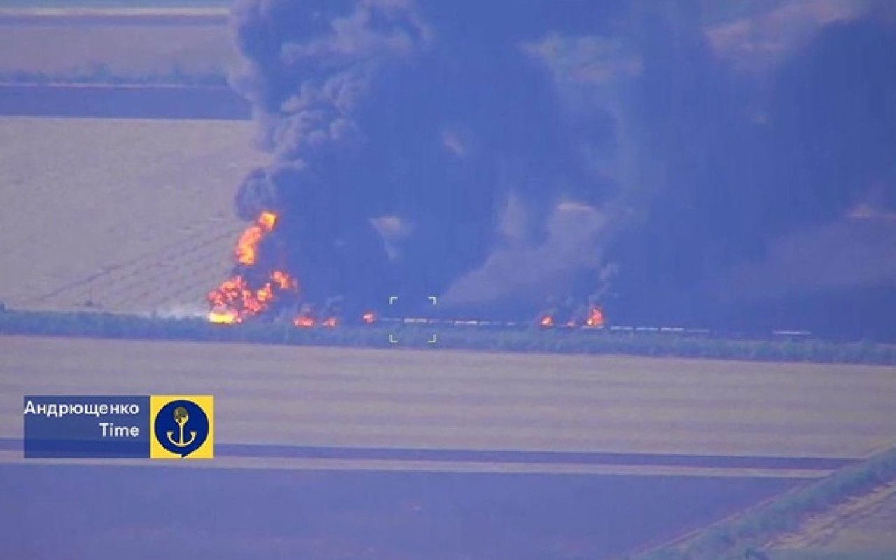 Ukrayna Rusiyanın yanacaq qatarını vurdu