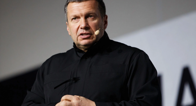 Solovyovu Azərbaycana qarşı hürdürənlər - Kremldə küçə bazarı - VİDEO