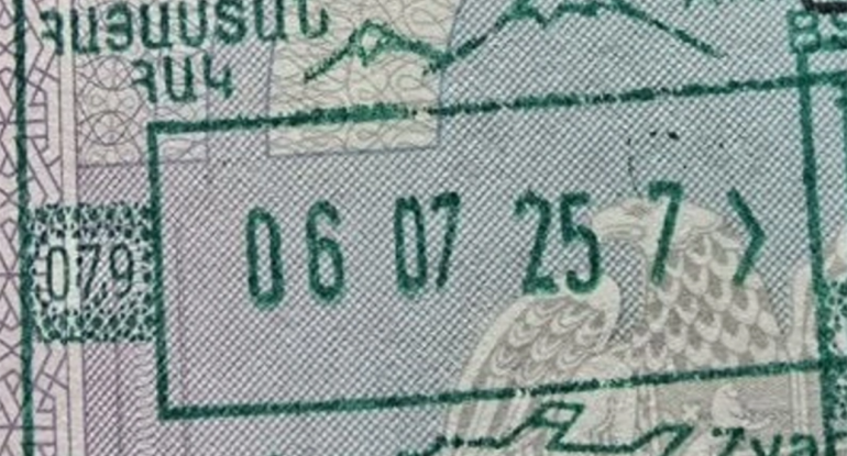 Ermənistan viza möhürlərindən Ağrı dağının təsvirini çıxardı - Foto