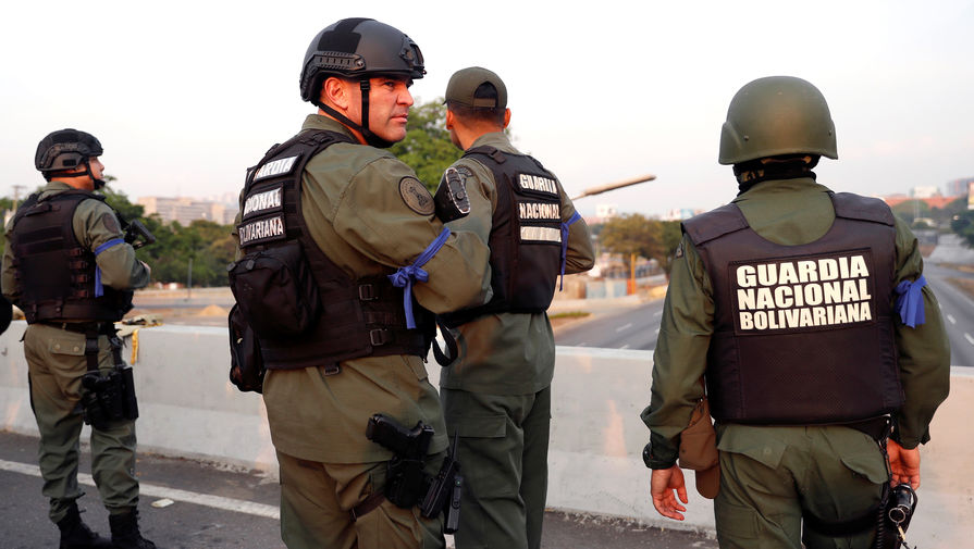 VENESUELADA KÜTLƏVİ SƏFƏRBƏRLİK ELAN EDİLDİ!