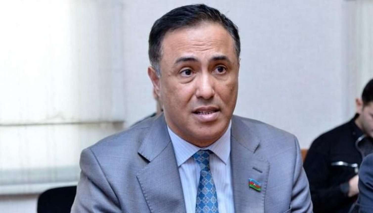 Deputatın qızı şikayətləndi: Atamla bağlı müraciətim...