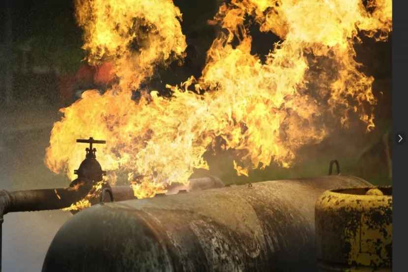 Bakıda qaz xəttində yanğın BAŞLAYIB