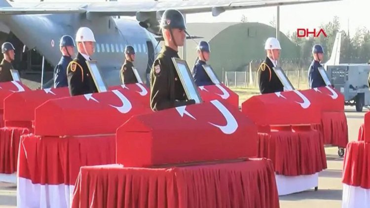 Təyyarə qəzasında şəhid olan hərbçilərlə vida mərasimi keçirilir