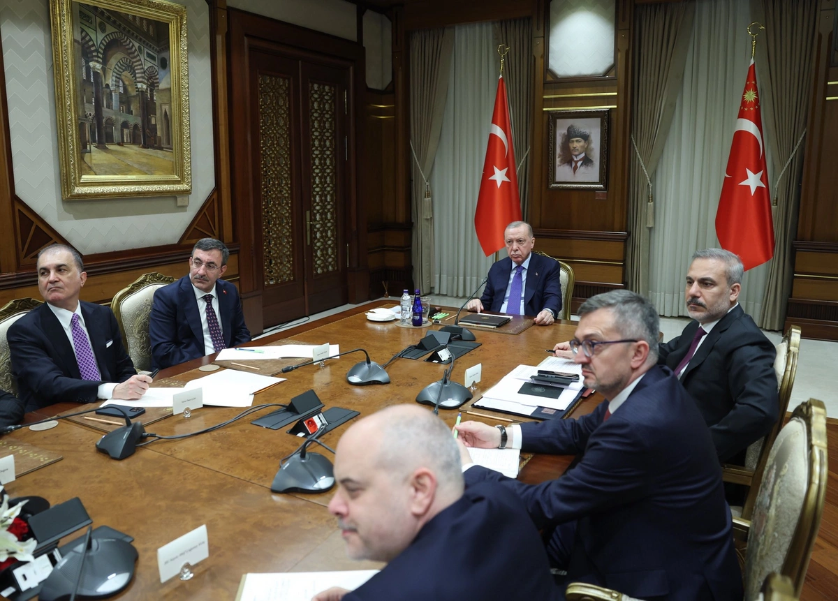 Ərdoğan Rusiya ilə Ukrayna arasında sülh danışıqlarının İstanbulda keçirilməsini təklif etdi 