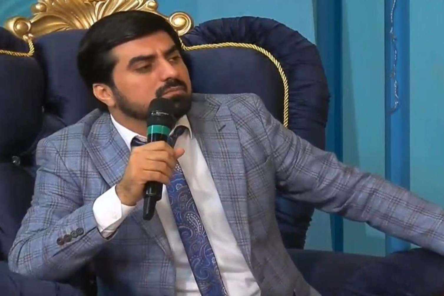 Pünhan Piriyevin hərəkətinə görə telekanala POLİS GƏLDİ: Köməkçisi bölməyə aparıldı - VİDEO