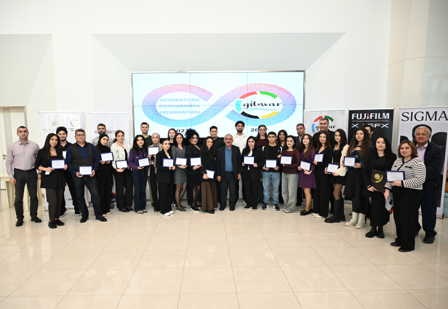 “Gilavar Fotoqrafiya Məktəbi” layihəsinə yekun vurulub - FOTOLAR