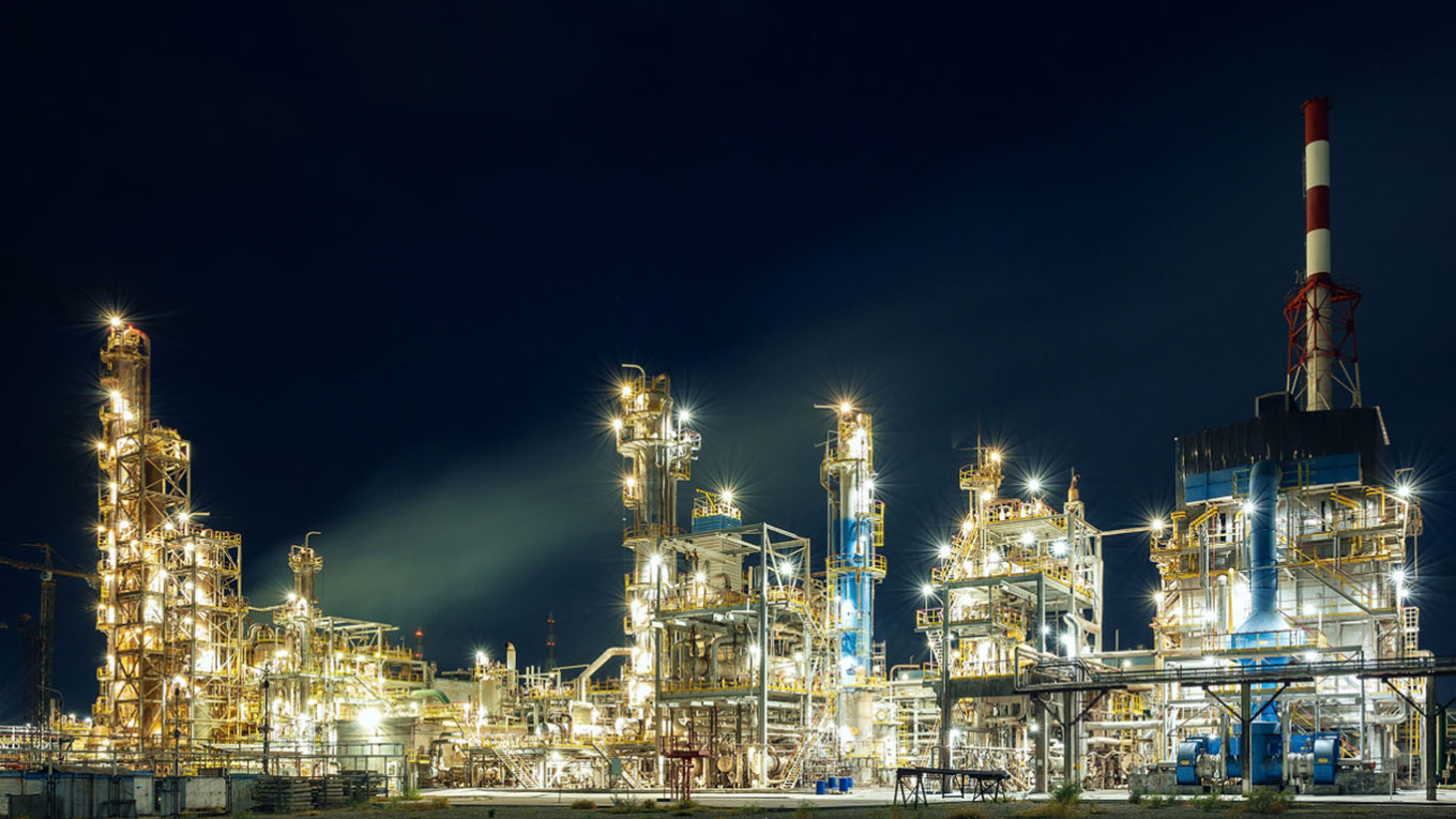 Ukrayna Rusiyanın kimya kombinatını vurdu