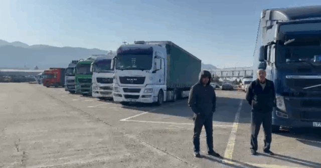 Gürcüstan Azərbaycana məxsus yük maşınlarını niyə saxlayır? - ”Siyasi tərəfi yoxdur...”