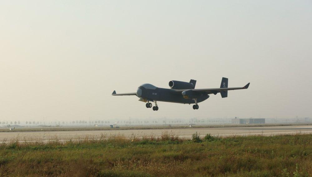 Çin dünyanın ən böyük PUA daşıyıcısını havaya qaldırdı