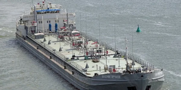 Ukrayna Rusiya tankerini batırdı