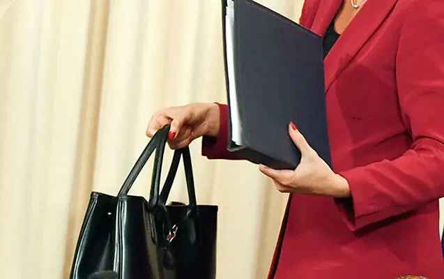 Universitet rəhbəri Selcanxatun Məmmədova kimin qızıdır?