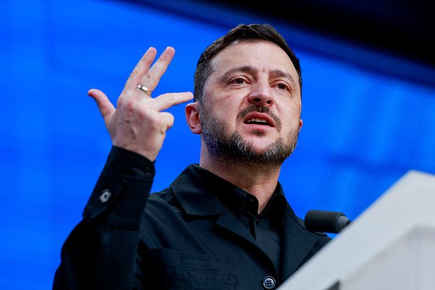 Zelenski Putinin sözlərinə verdiyi reaksiyaya görə qınanıldı