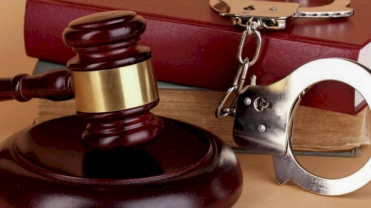 Ehtiyatda olan mayor 300 minlik dələduzluqda ittiham olunur