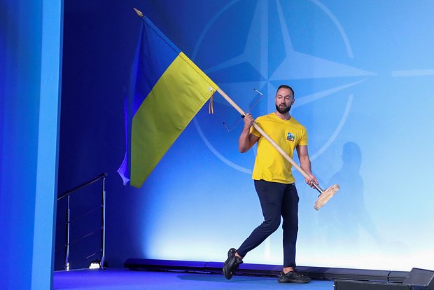 Zelenski Ukraynanın NATO-ya qəbulu ilə bağlı açıqlama verdi