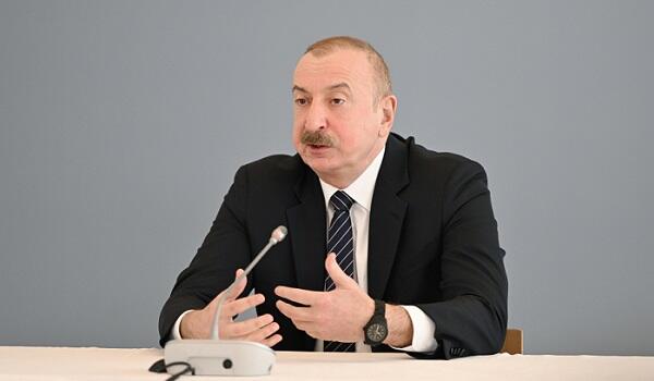 Onlara pulsuz silahlar verirdilər, özü də milyardlarla dollarlıq...