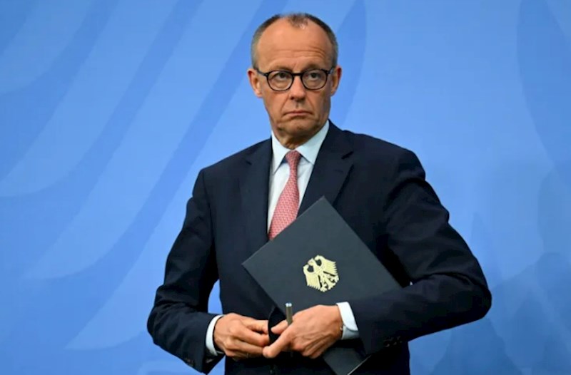 Rusiya Almaniya kanslerinə xəbərdarlıq etdi: “Atan faşistlərə xidmət edib” — Kəşfiyyat Xidmətindən şok Bəyanat