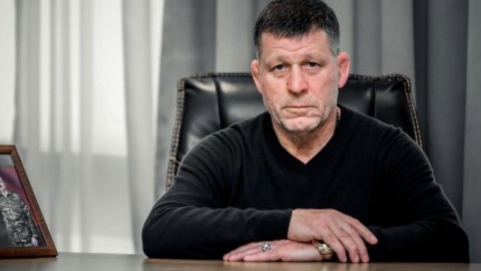 Bakıda başında butulka sındırılan FTX zabitinin məhkəməsi keçirilir – məşhur iş adamı müttəhimdir