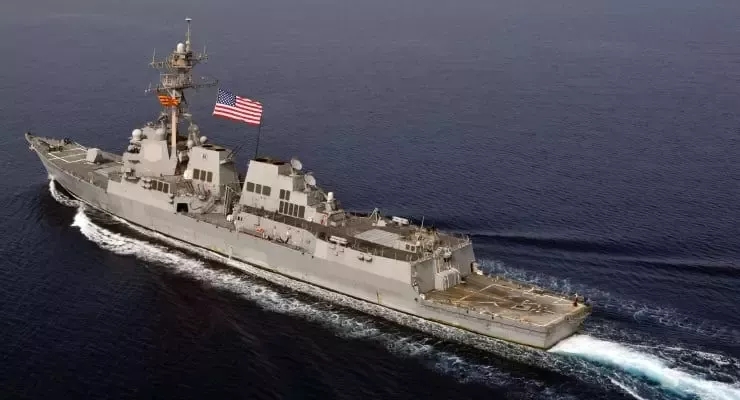 Bu iki ölkə müharibəyə hazırlaşır: Görün hansı gəmiləri bölgəyə göndərirlər