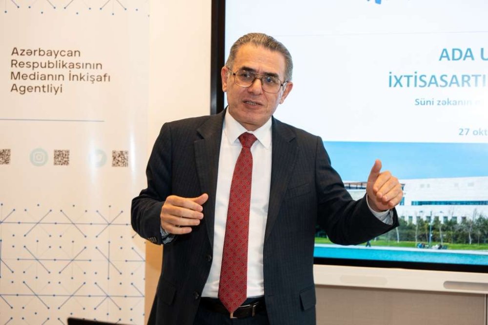 Media nümayəndələri üçün “Süni intellektin mediada tətbiqi” mövzusunda seminarlara başlanıldı — FOTOLAR