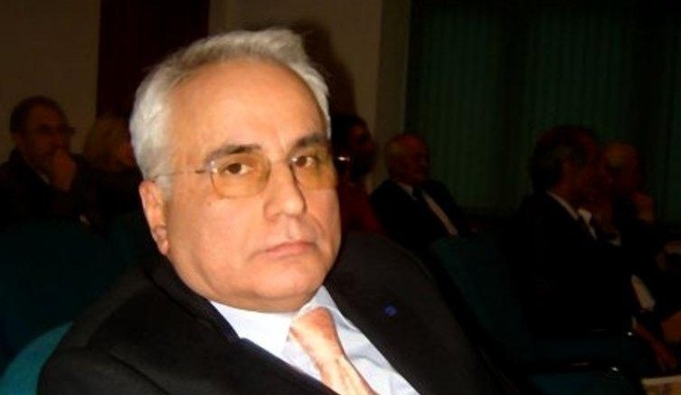 “Azərbaycanlılar mal-qara deyil” – Professor Kamran Rüstəmov Rusiyadan kütləvi köçürülmə çağırışlarına sərt etiraz etdi