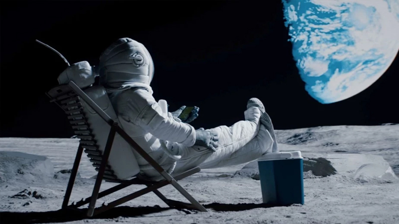 NASA astronavtları nə qədər maaş alır?