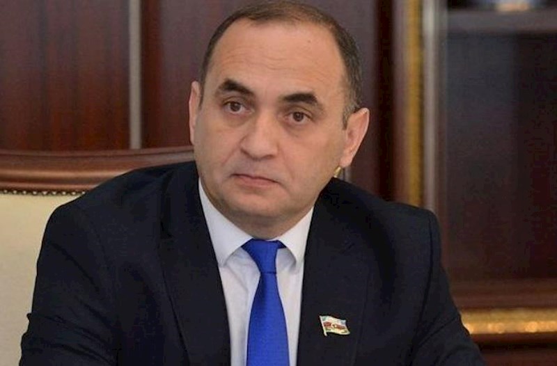 Müavinətləri verə-verə insanları ələbaxımlılığa öyrədirik” − Deputat