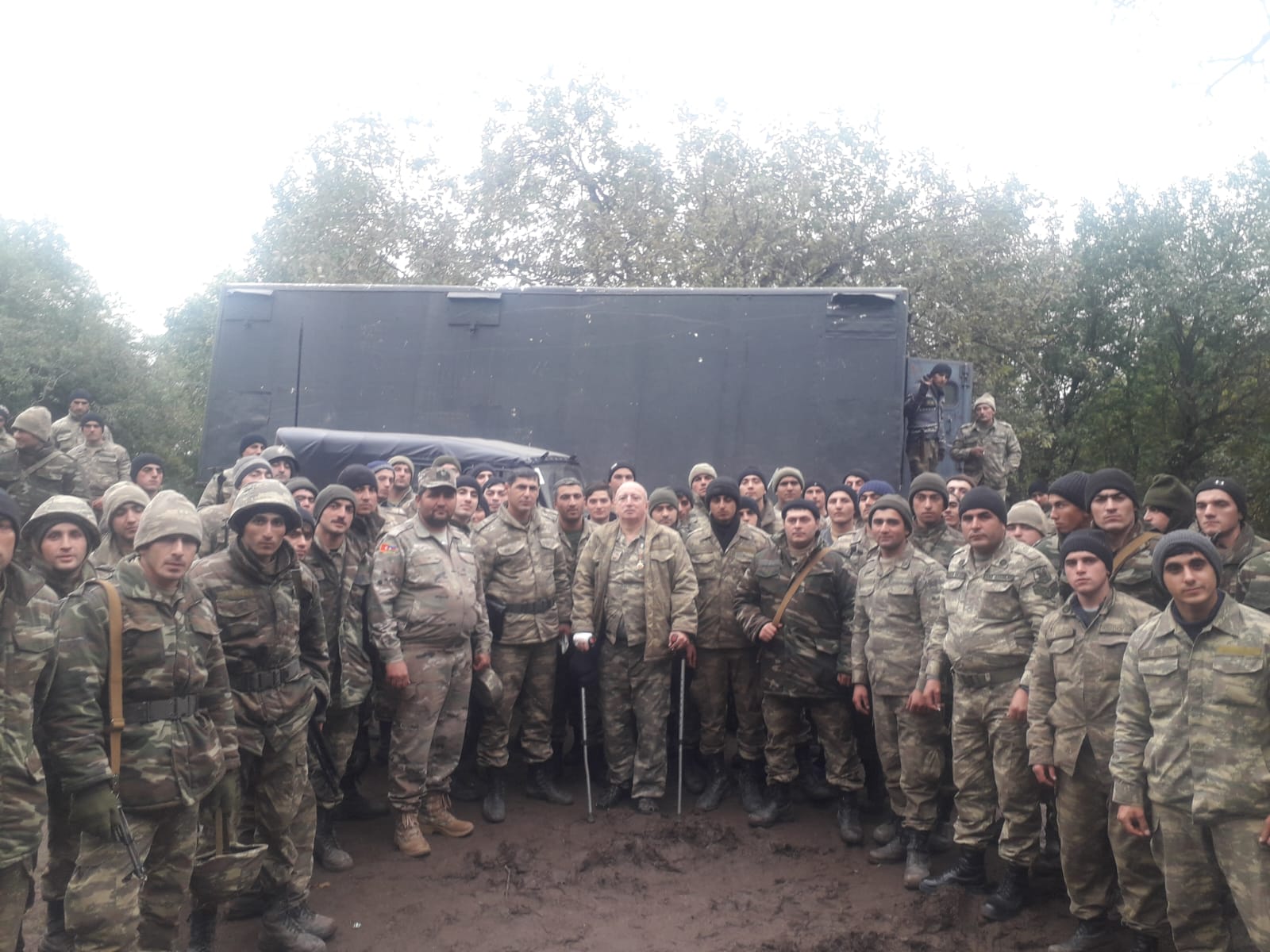 Qəhrəman qazimiz televiziyalara od püskürdü: O, diqqətsizlikdən gileyləndi...