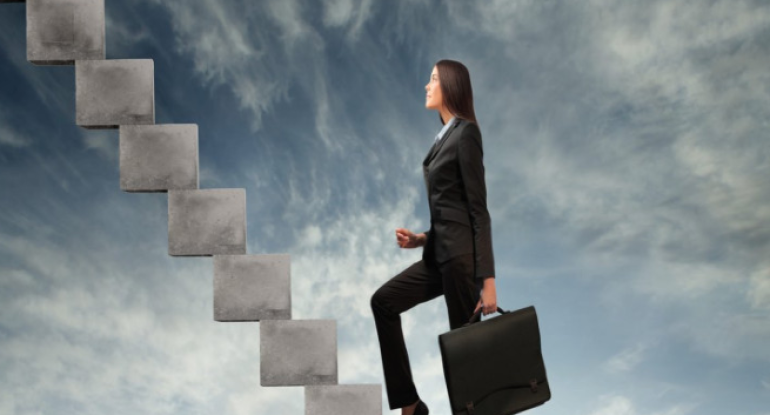 Azərbaycan cəmiyyətində qadınların rolu